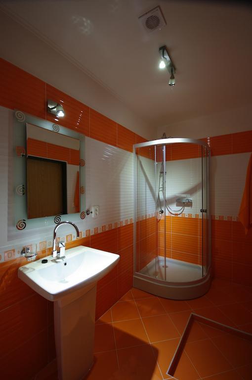 Pension Max Valtice Zimmer foto